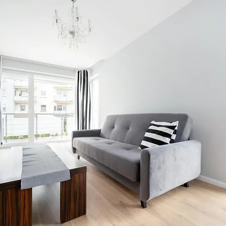 Cynarskiego 2-bedroom * Lodz