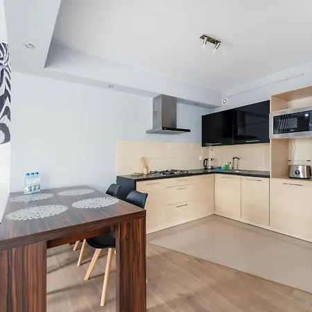 Cynarskiego 2-bedroom Lodz