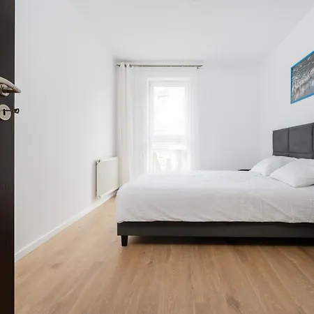 Cynarskiego 2-bedroom Apartment Lodz